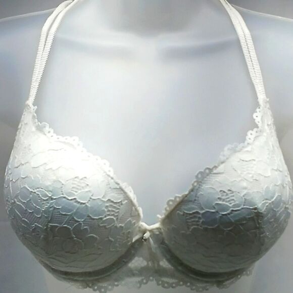 Deep Plunge Lace Push Up Bra with Extra Built in Padding. Size 38D. White....... - Picture 2 of 10